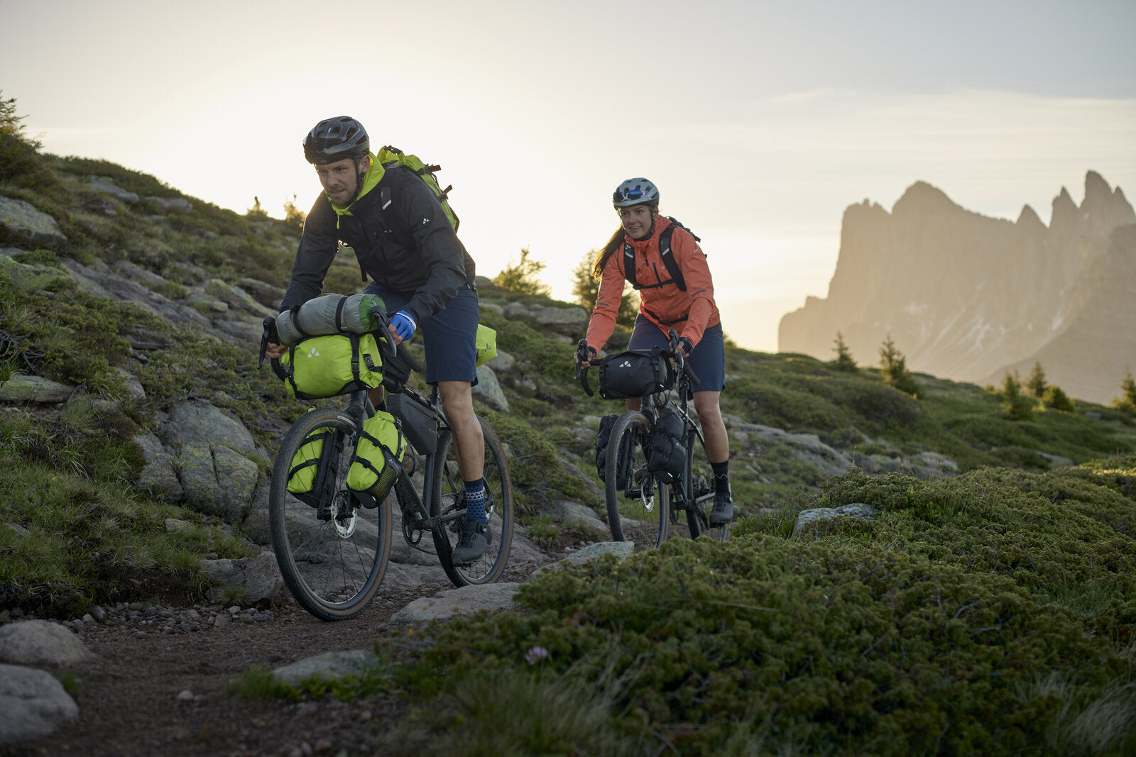 VAUDE Kuro regenjas heren groen