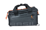 Basil Miles Tarpaulin Gepäckträgertasche 7l schwarz/orange